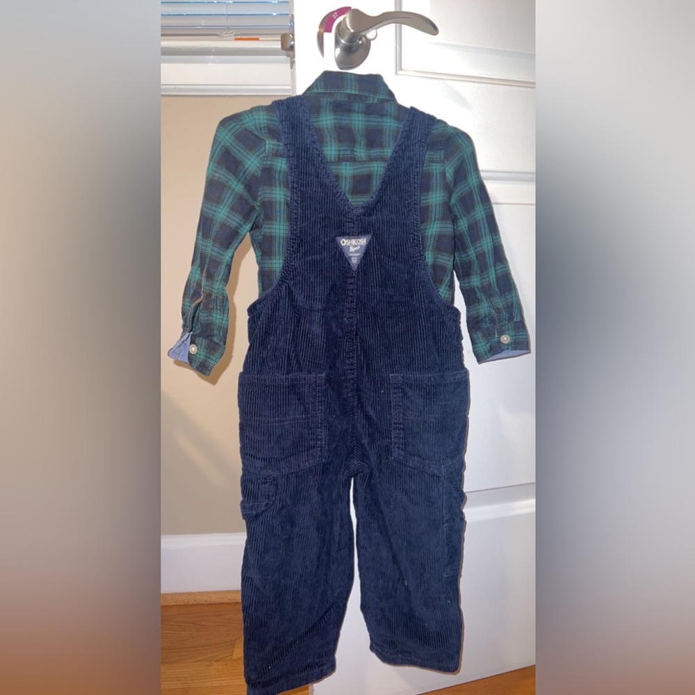 Overall set for a boy great for fall/ winter.